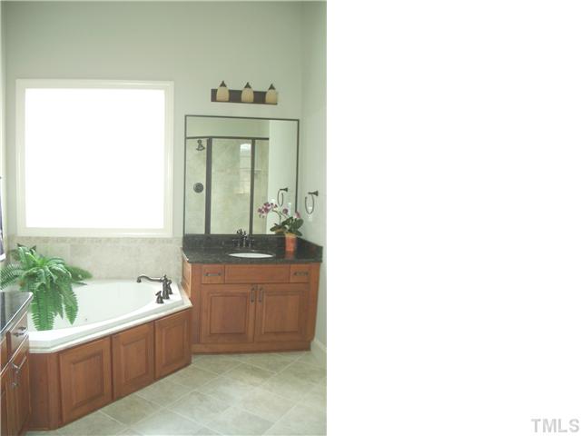 2809 Winter Song Road, Unit 2738 Raleigh, NC 27614 - Photo 9 of 12 Gallery Image 9