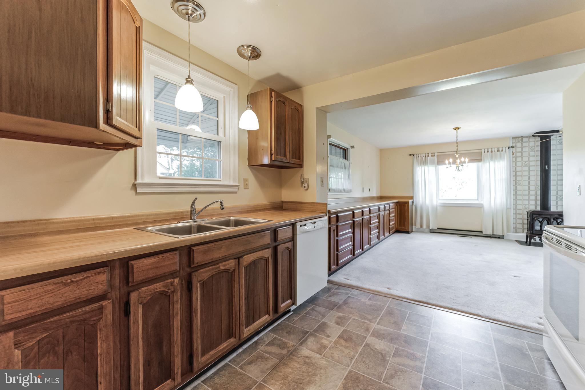 550 Forest View Road Linthicum Heights, MD 21090 - Photo 16 of 50