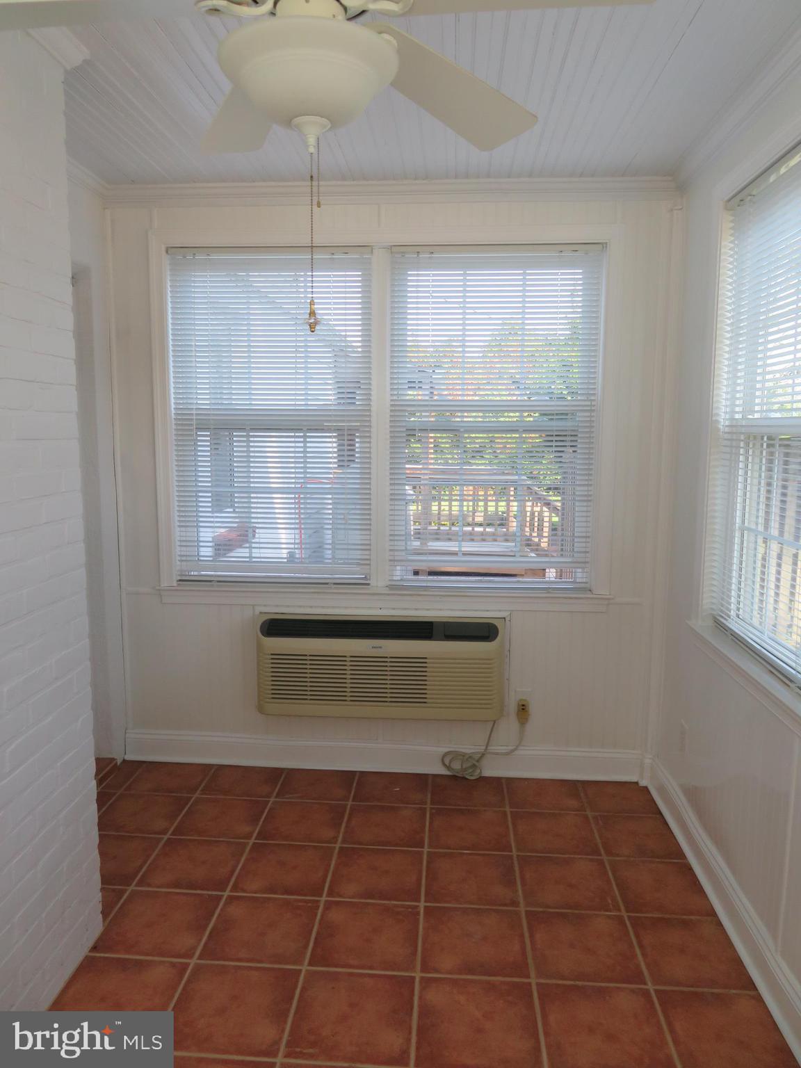 550 Forest View Road Linthicum Heights, MD 21090 - Photo 18 of 50
