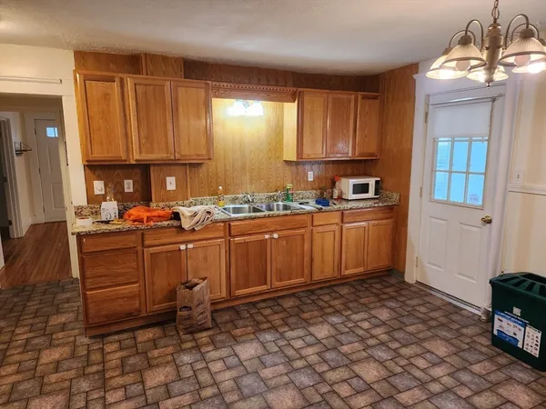 $668,700 | 1260 Grafton Street, Worcester, MA 01604