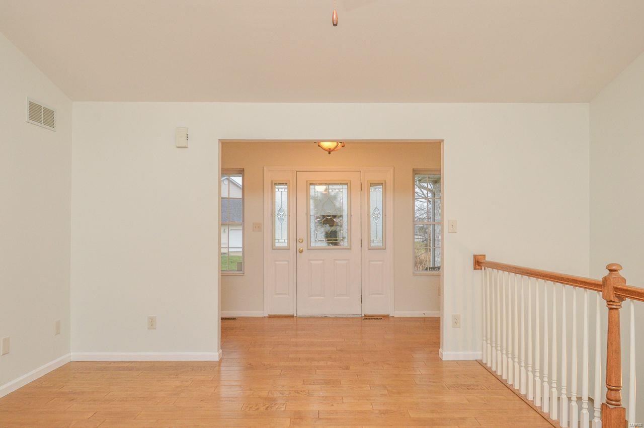115 Harbor Point Shiloh, IL 62221 - Photo 8 of 55 Gallery Image 8