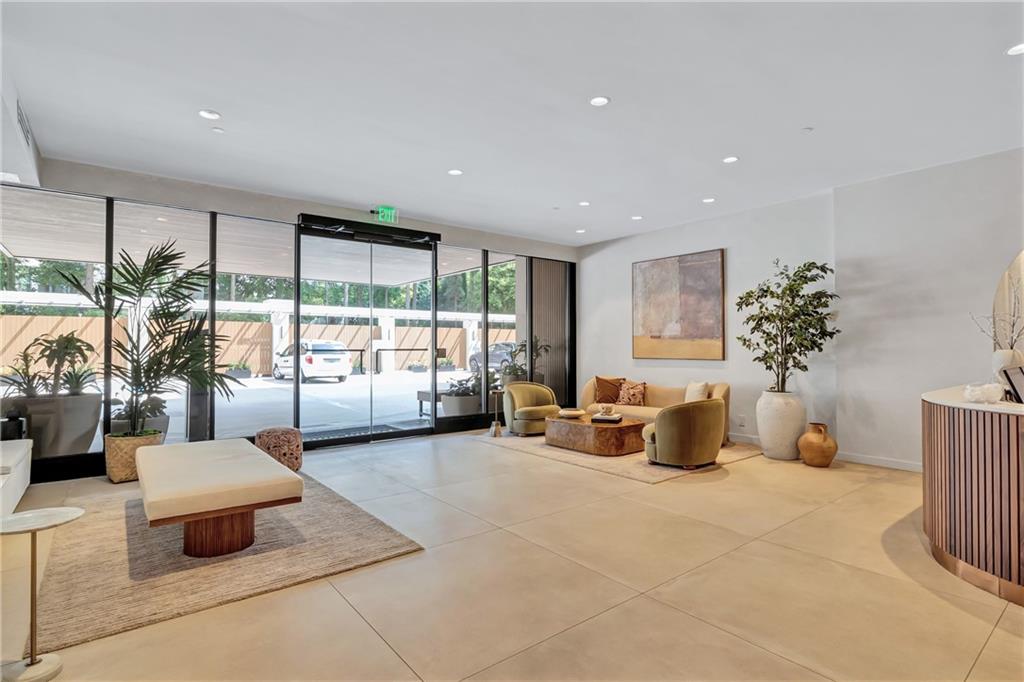 2460 Peachtree Road, Unit 502 Atlanta, GA 30305 - Photo 3 of 44 Gallery Image 3