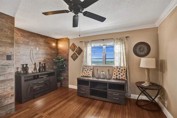 $2,000 | 5860 Northwest 44th Street, Unit 603, Lauderhill, FL 33319