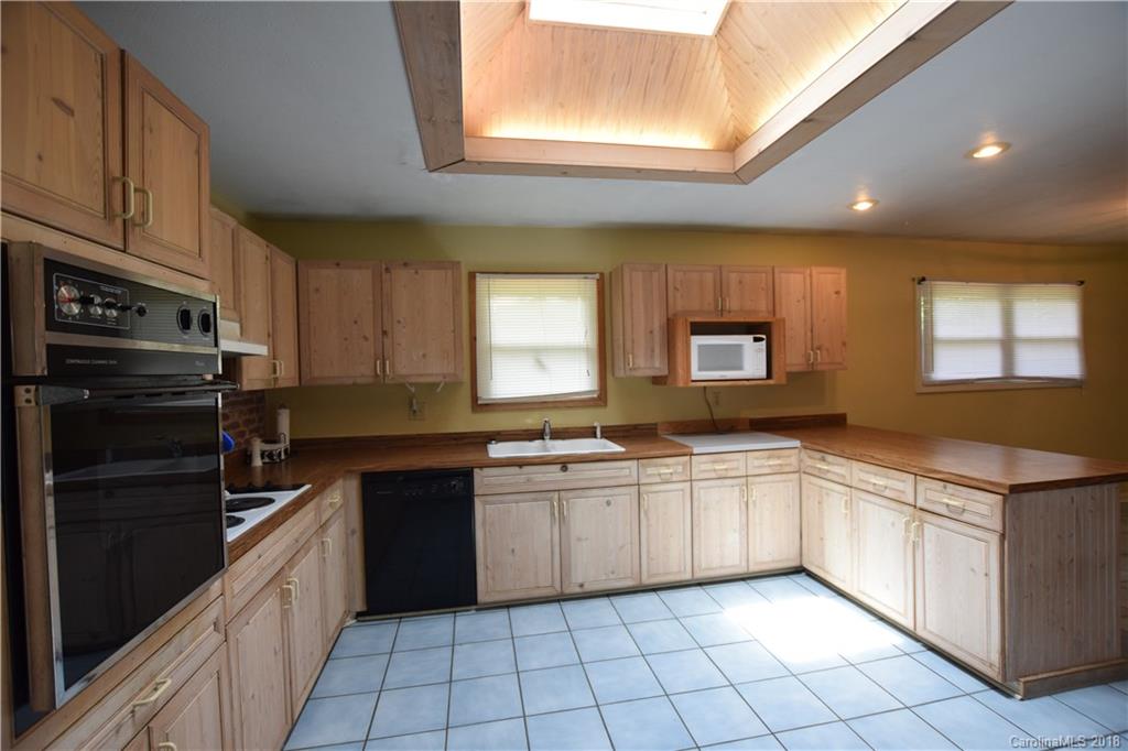 42 Azalea Road Asheville, NC 28704 - Photo 10 of 36 Gallery Image 10