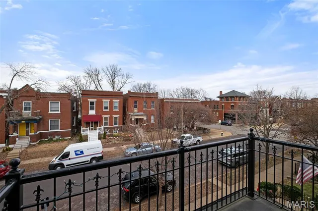 $560,000 | 3808 Wyoming Street, St. Louis, MO 63116