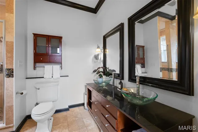 $560,000 | 3808 Wyoming Street, St. Louis, MO 63116