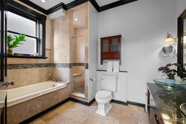 $560,000 | 3808 Wyoming Street, St. Louis, MO 63116