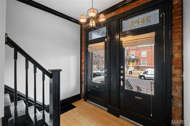 $560,000 | 3808 Wyoming Street, St. Louis, MO 63116
