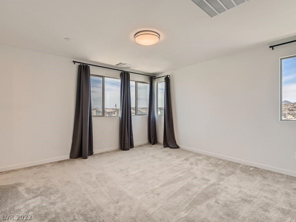 3192 Timorasso Avenue Henderson, NV 89044 - Photo 14 of 35