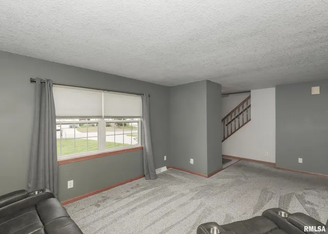 $267,500 | 330 Sullivan Drive, Colona, IL 61241