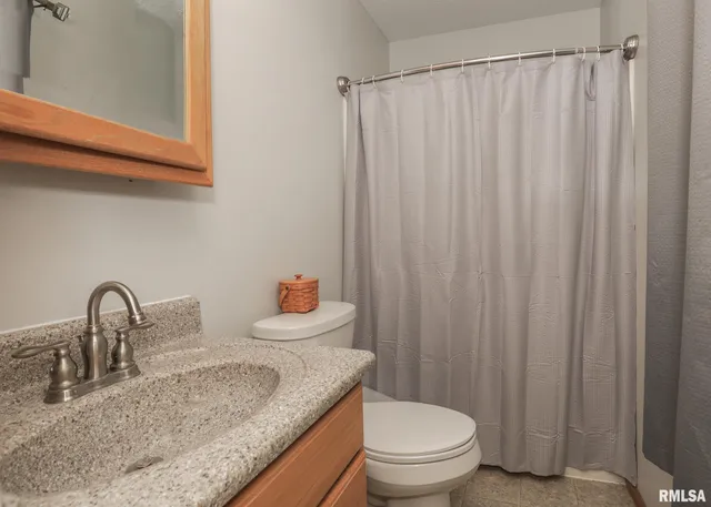 $267,500 | 330 Sullivan Drive, Colona, IL 61241