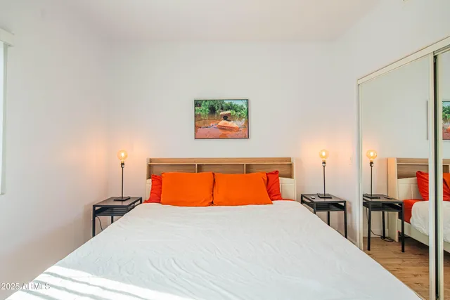 $324,000 | 920 East Devonshire Avenue, Unit 3025, Phoenix, AZ 85014