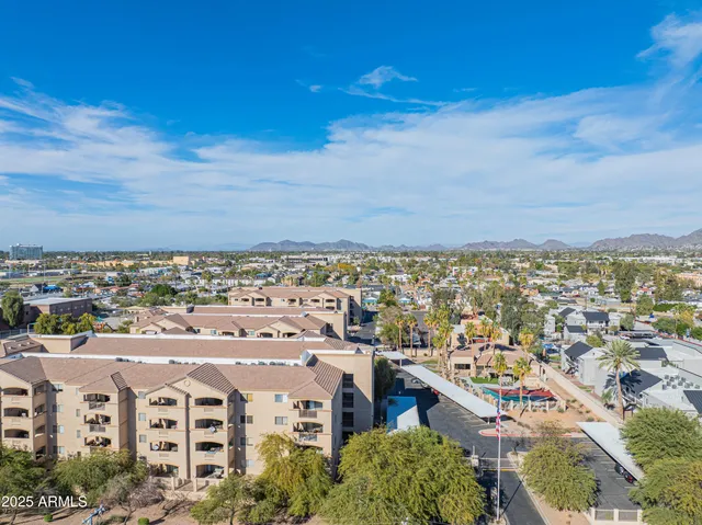 $324,000 | 920 East Devonshire Avenue, Unit 3025, Phoenix, AZ 85014