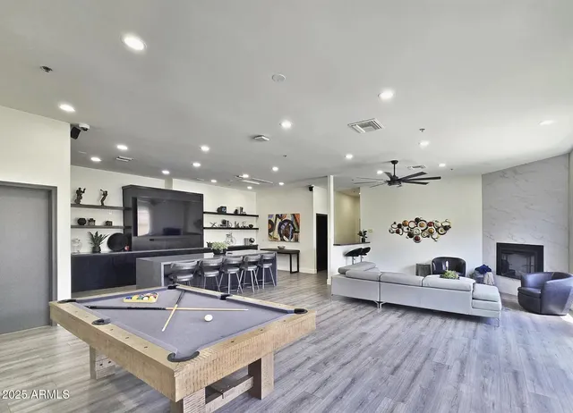 $324,000 | 920 East Devonshire Avenue, Unit 3025, Phoenix, AZ 85014