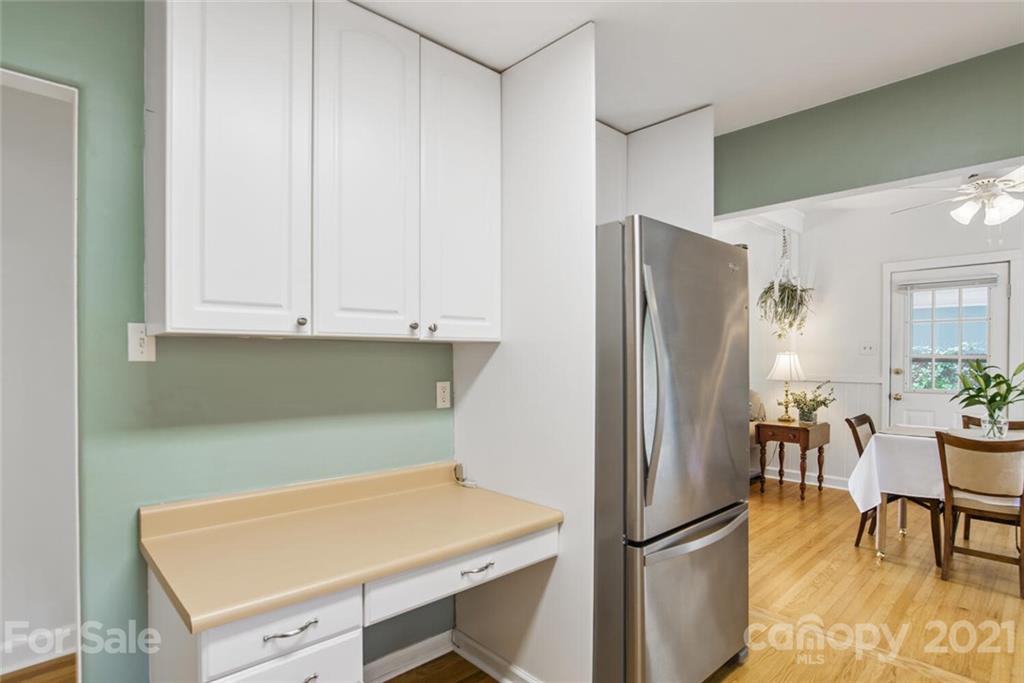 171 Beverly Road Asheville, NC 28805 - Photo 14 of 39 Gallery Image 14
