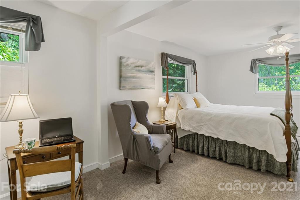 171 Beverly Road Asheville, NC 28805 - Photo 17 of 39 Gallery Image 17