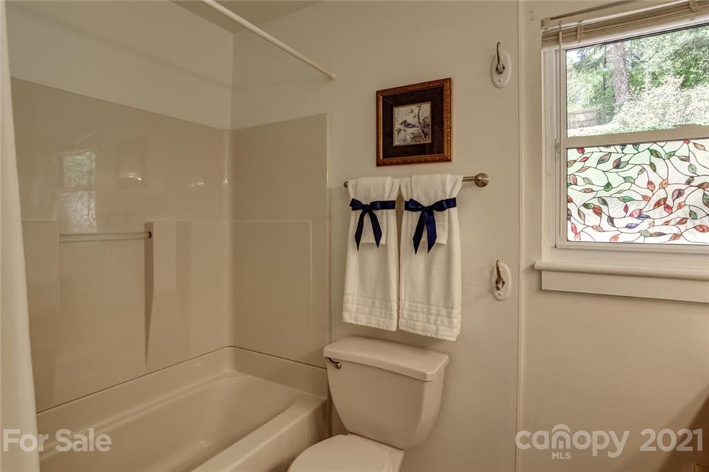 171 Beverly Road Asheville, NC 28805 - Photo 22 of 39 Gallery Image 22