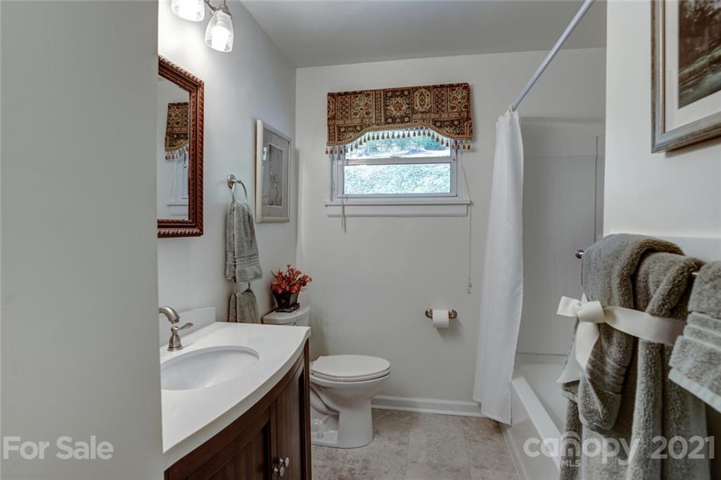 171 Beverly Road Asheville, NC 28805 - Photo 27 of 39 Gallery Image 27