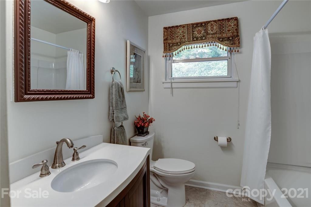 171 Beverly Road Asheville, NC 28805 - Photo 28 of 39 Gallery Image 28