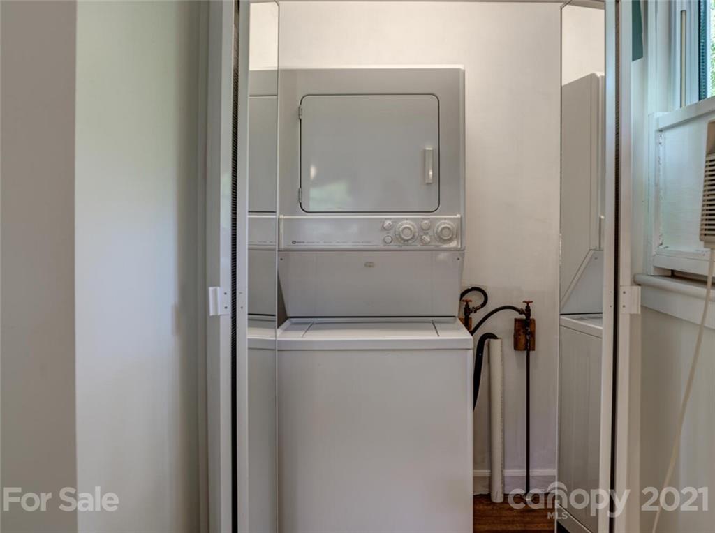 171 Beverly Road Asheville, NC 28805 - Photo 30 of 39 Gallery Image 30