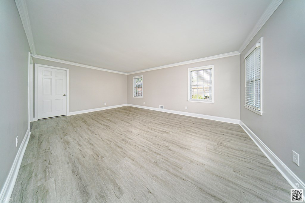 2918 Sussex Road Augusta, GA 30909 - Photo 4 of 28 Gallery Image 4