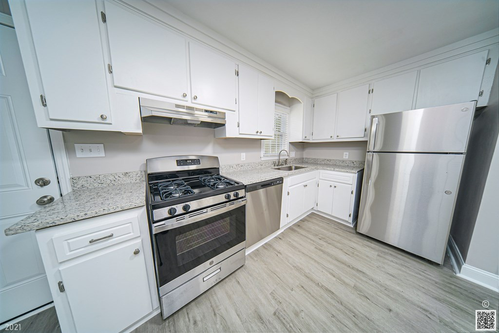 2918 Sussex Road Augusta, GA 30909 - Photo 9 of 28 Gallery Image 9