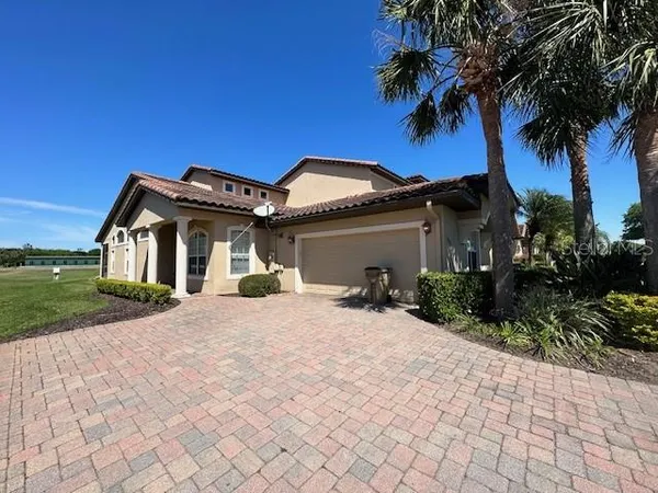 $2,600 | 26621 Bella Vista Drive, Howey-in-the-Hills, FL 34737