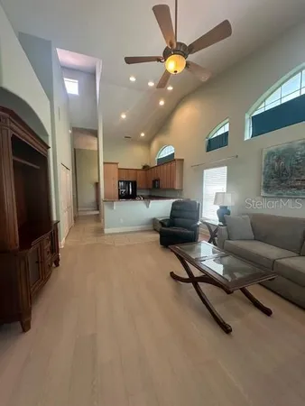 $2,600 | 26621 Bella Vista Drive, Howey-in-the-Hills, FL 34737