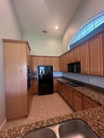 $2,600 | 26621 Bella Vista Drive, Howey-in-the-Hills, FL 34737