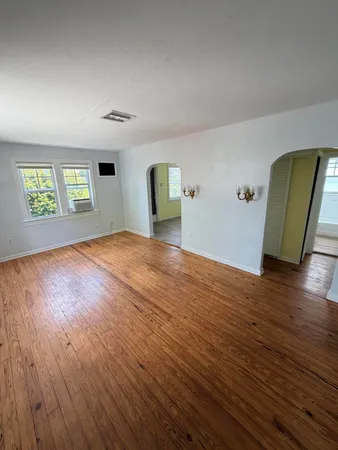 $2,100 | 415 9th Avenue North, Unit 415, Lake Worth Beach, FL 33460