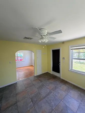 $2,100 | 415 9th Avenue North, Unit 415, Lake Worth Beach, FL 33460