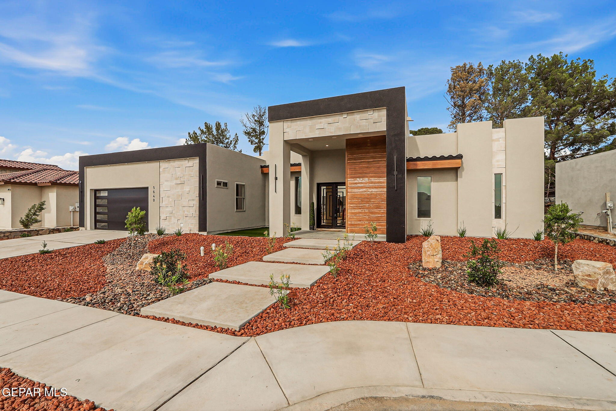 5640 Rio Bonito Circle El Paso, TX 79932 - Photo 4 of 47 4-web-or-mls-IMG_4059