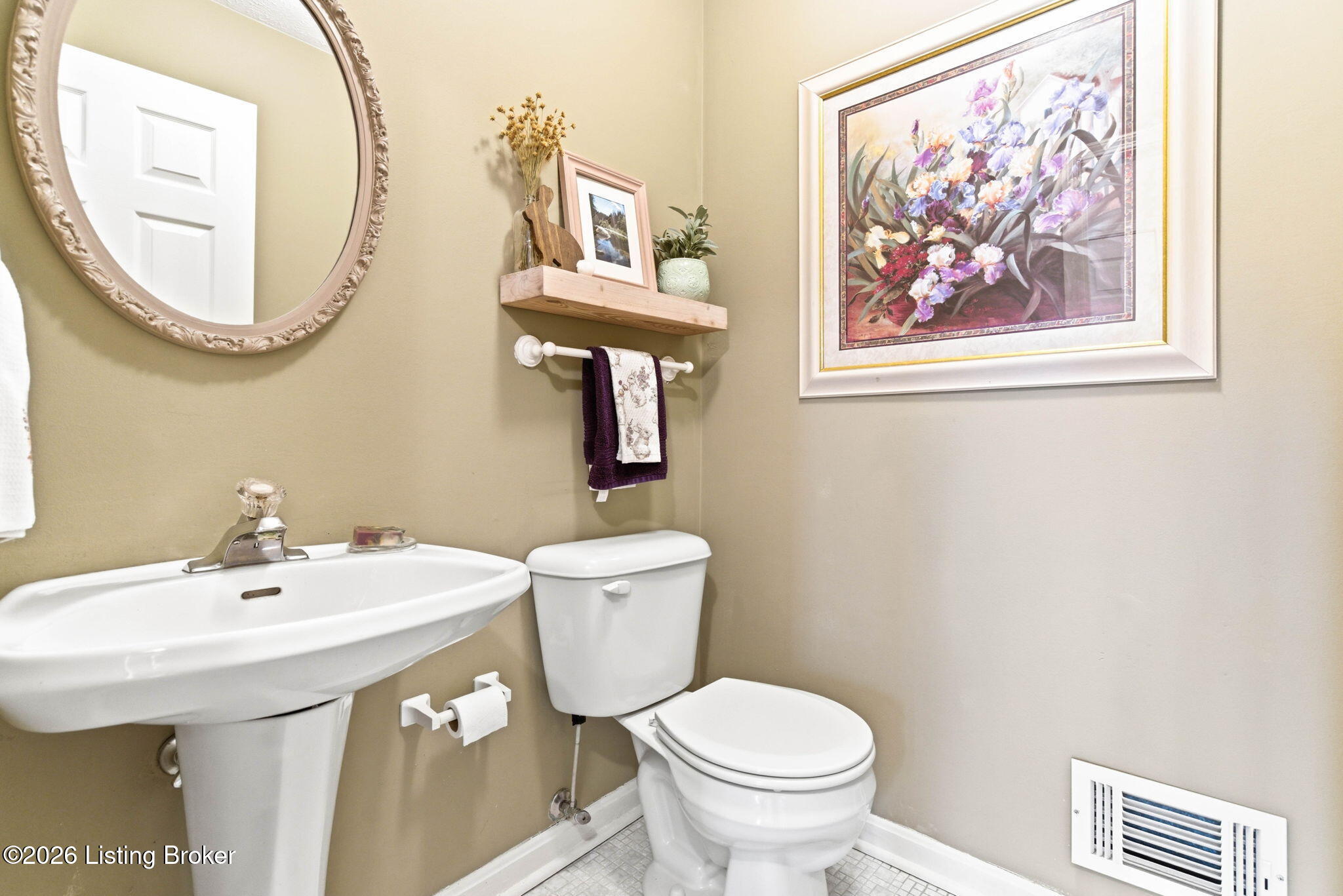 137 Spring Drive Mount Washington, KY 40047 - Photo 13 of 68 137 Spring Dr-36