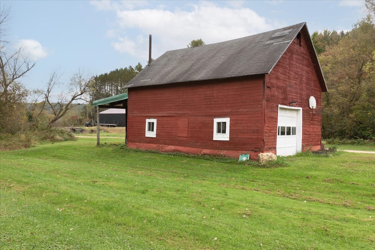 N8067 County Rd Q Knapp, WI 54749 - Photo 32 of 46 Gallery Image 32