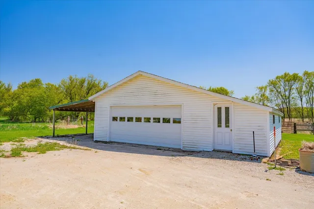 $640,000 | 3756 County Highway North, Milton, WI 53563