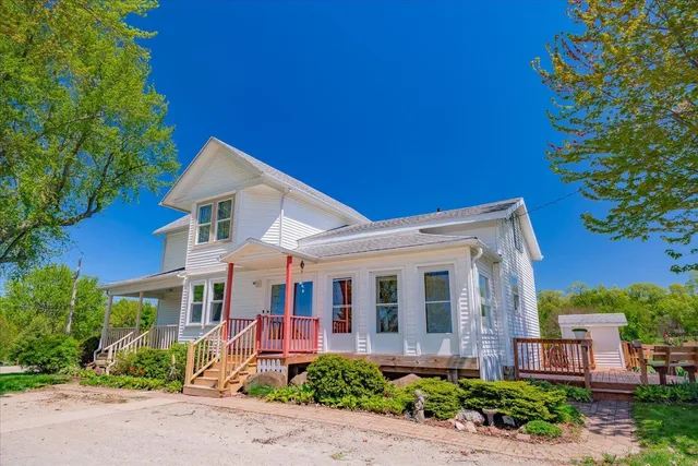 $640,000 | 3756 County Highway North, Milton, WI 53563