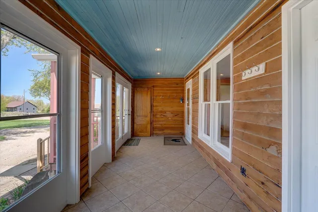 $640,000 | 3756 County Highway North, Milton, WI 53563