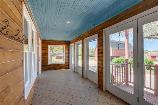 $640,000 | 3756 County Highway North, Milton, WI 53563