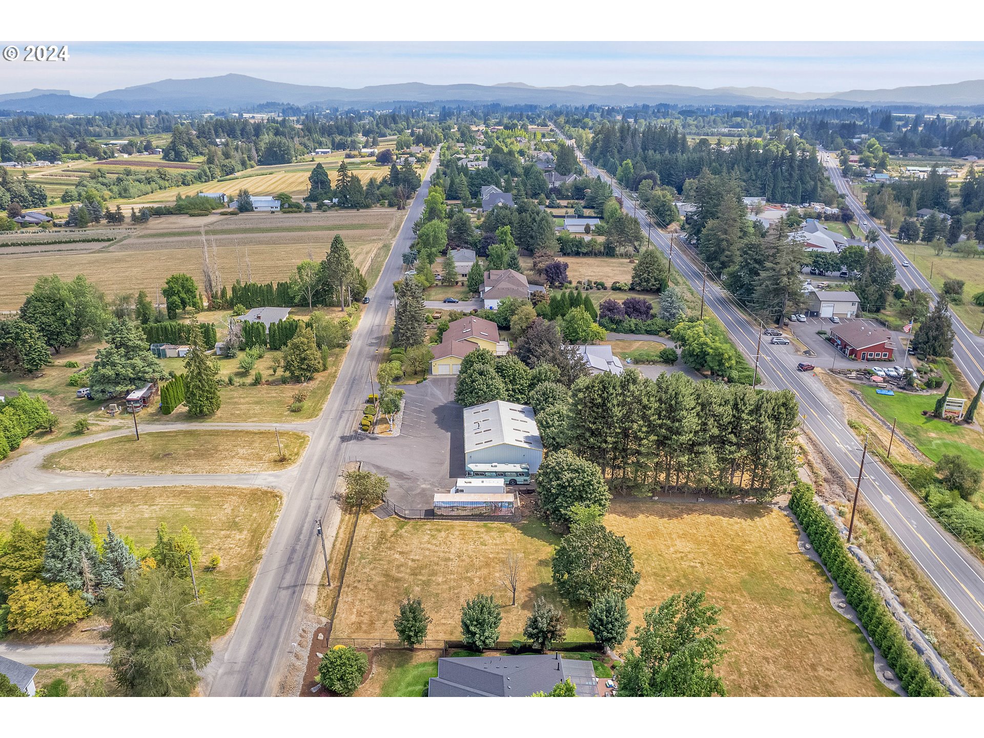 28930 Southeast Powell Valley Road Gresham, OR 97080 - Photo 36 of 38