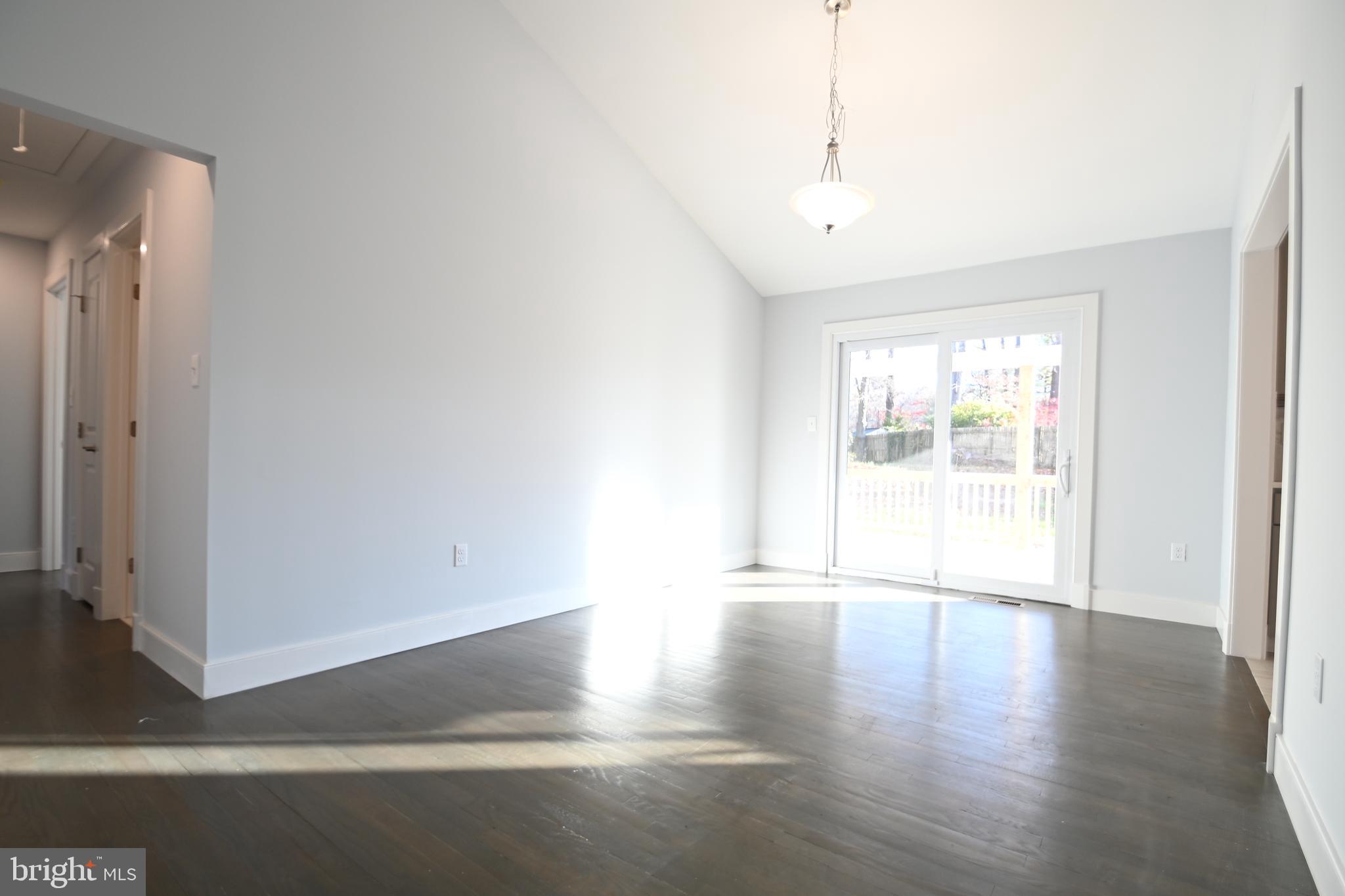 625 Rolling Dale Road Annapolis, MD 21401 - Photo 13 of 40 dining room
