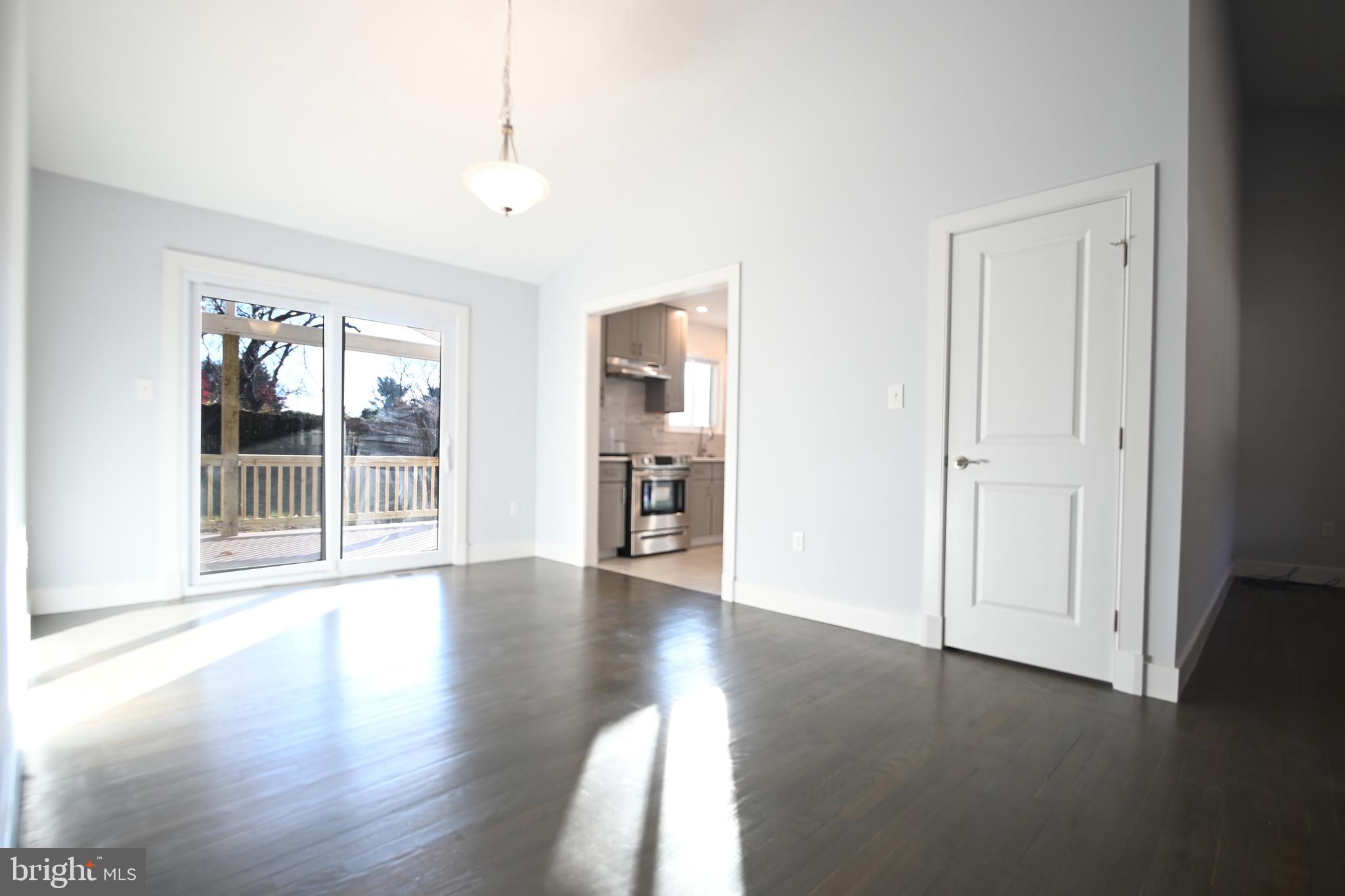 625 Rolling Dale Road Annapolis, MD 21401 - Photo 14 of 40 dining room