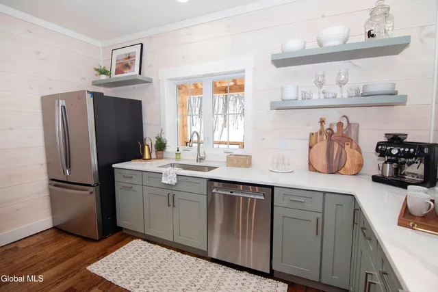 $599,900 | 360-372 Beattie Hollow Road, Salem, NY 12865