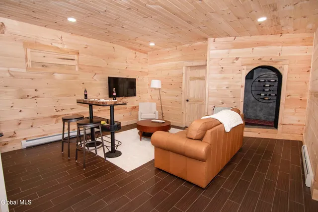 $599,900 | 360-372 Beattie Hollow Road, Salem, NY 12865