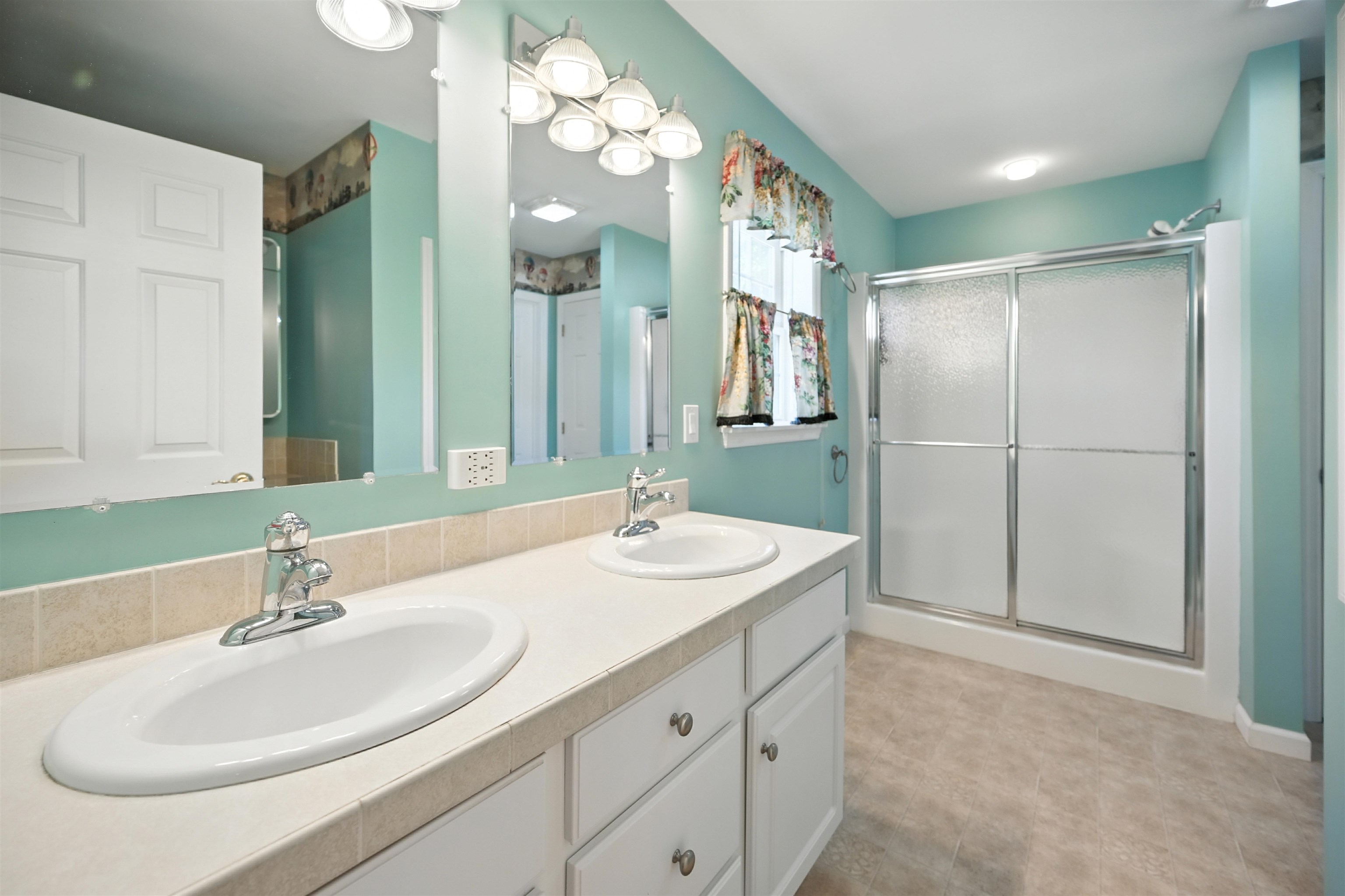 16 Sawmill Ridge, Unit 4114 Sandown, NH 03873 - Photo 30 of 54