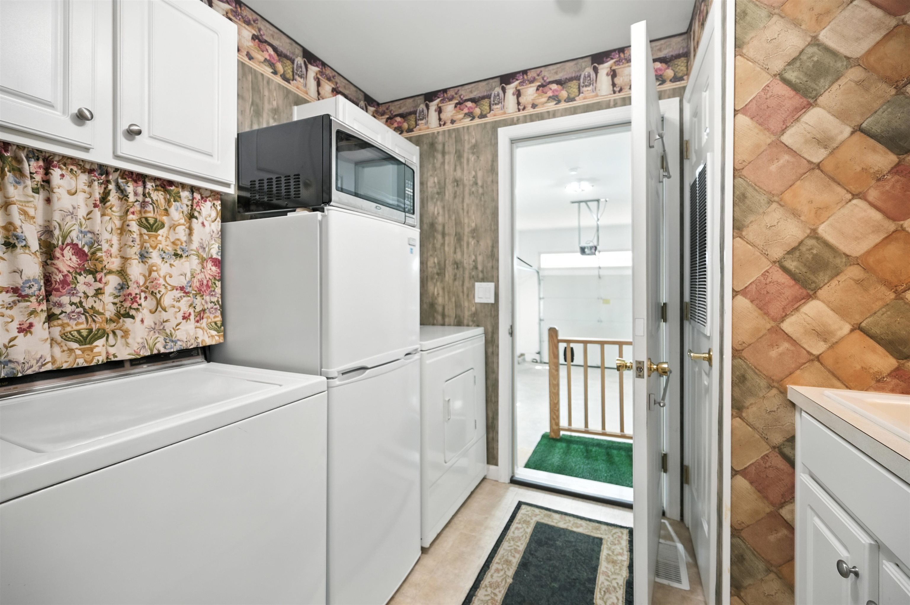 16 Sawmill Ridge, Unit 4114 Sandown, NH 03873 - Photo 33 of 54