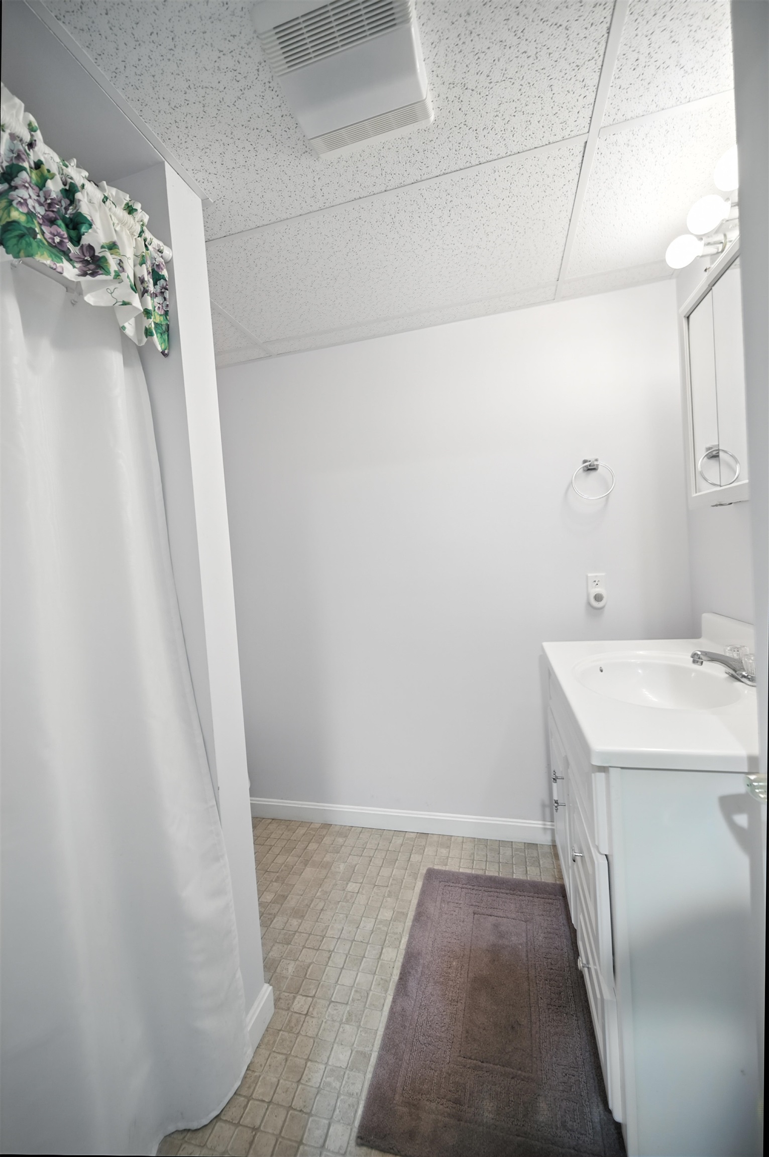 16 Sawmill Ridge, Unit 4114 Sandown, NH 03873 - Photo 38 of 54