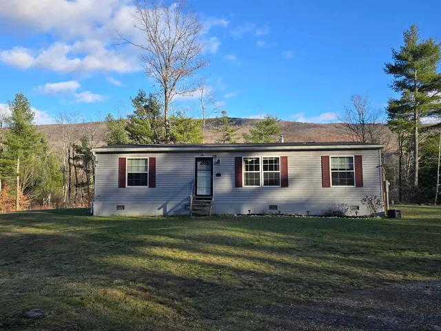 $300,000 | 72 Sawmill Road, Pownal, VT 05201