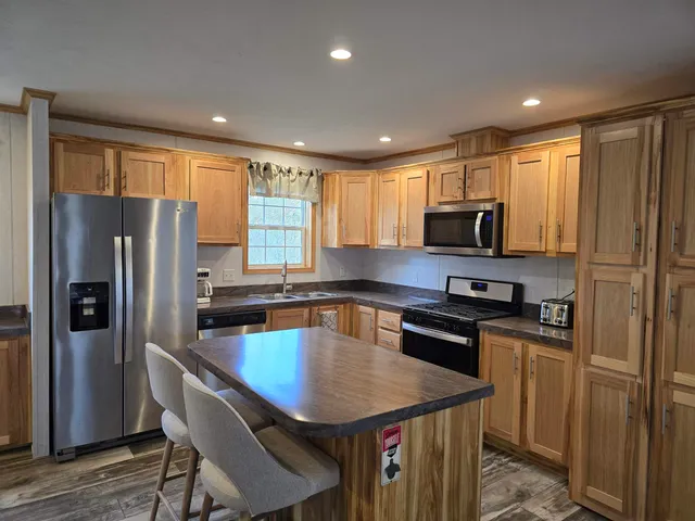 $300,000 | 72 Sawmill Road, Pownal, VT 05201