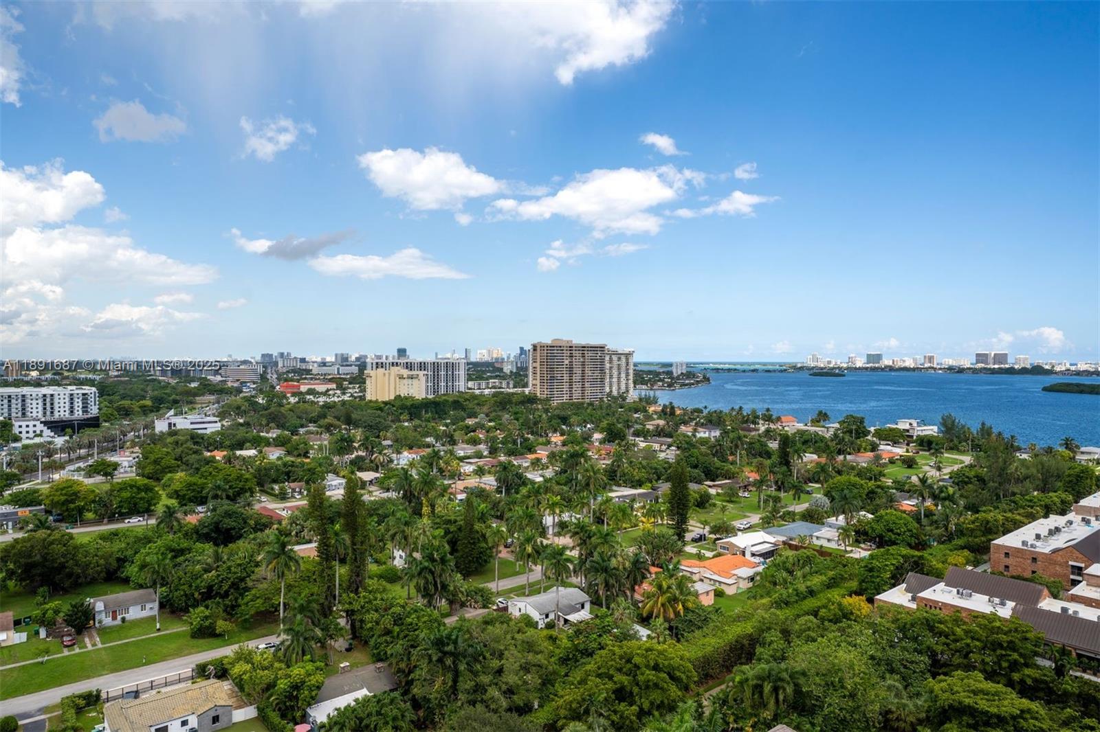 1000 Quayside Terrace, Unit PH9 Miami, FL 33138 - Photo 27 of 27 a view of a city