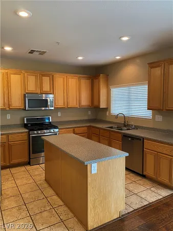 $2,150 | 160 Calm Morning Avenue, Henderson, NV 89002